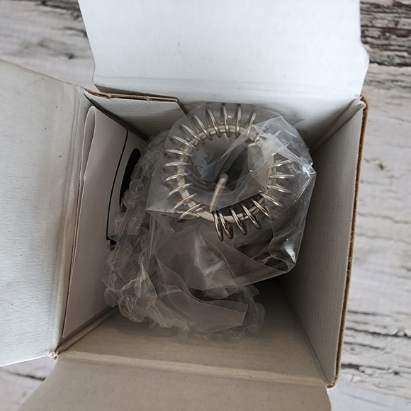 NIB Eparè Milk Frother - Picture 9 of 9